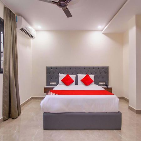 Hotel O Rr Residency Khammam Екстер'єр фото