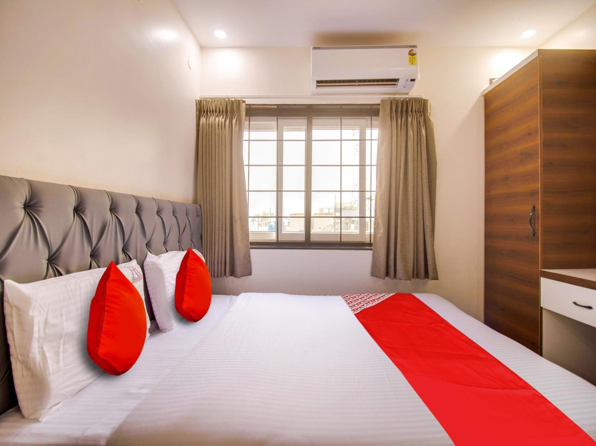 Hotel O Rr Residency Khammam Екстер'єр фото