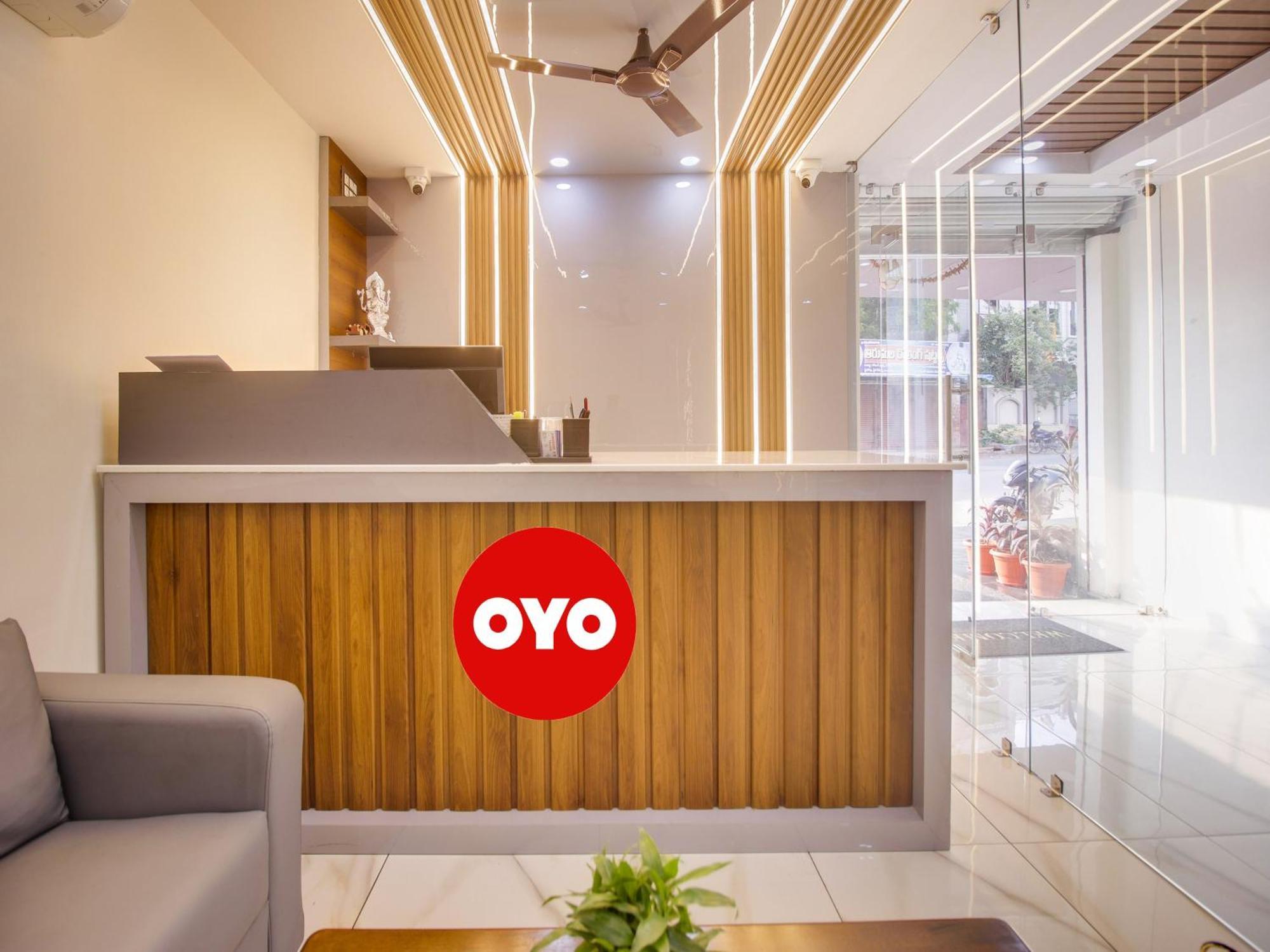 Hotel O Rr Residency Khammam Екстер'єр фото